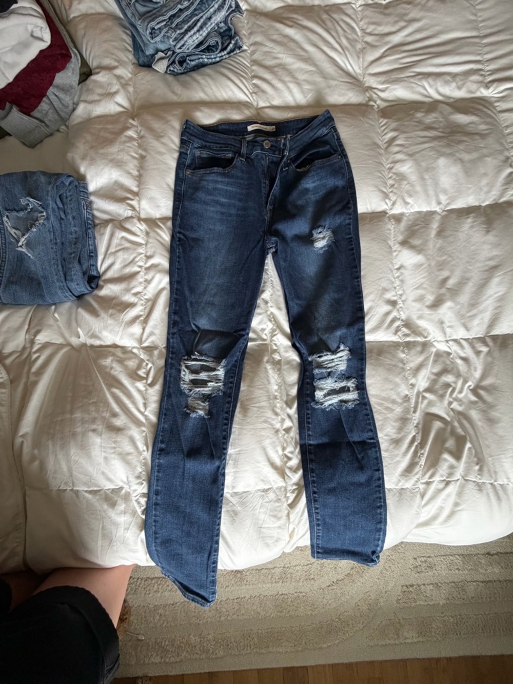 Levi's Dark Blue Ripped Skinny Jeans
